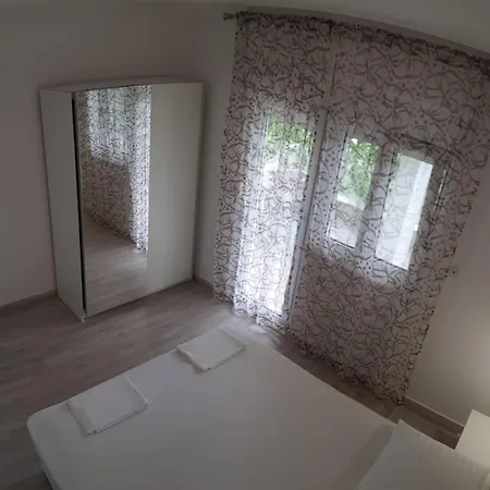 Jureta Apartman *